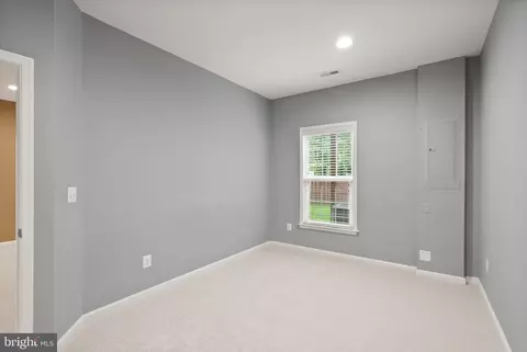Other - 42463 Patrick Wayne Sq, Broadlands, VA 20148 photo 15 of 18