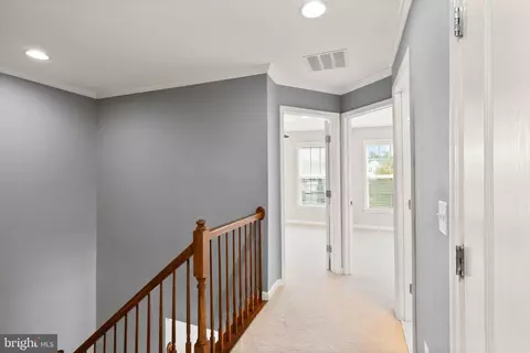 Entry Way - 42463 Patrick Wayne Sq, Broadlands, VA 20148 photo 6 of 10