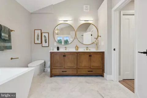 20820 Grainery Ct, Ashburn, VA 20147 photo 35