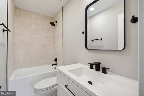 20820 Grainery Ct, Ashburn, VA 20147 photo 41