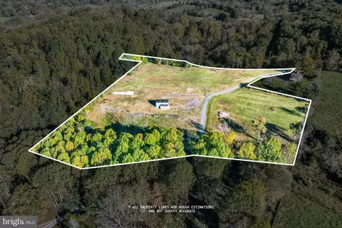 13277 Cool Hollow Ln, Leesburg, VA 20176