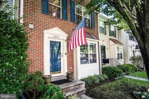 43245 Clearnight Ter, Ashburn, VA 20147