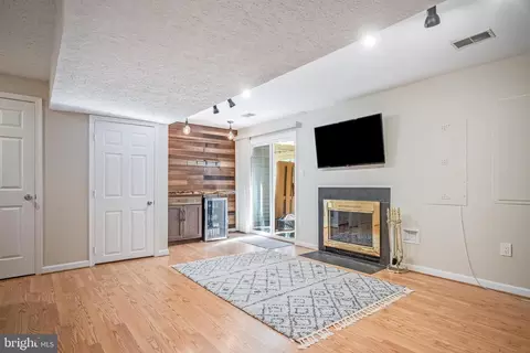 43245 Clearnight Ter, Ashburn, VA 20147 photo 45