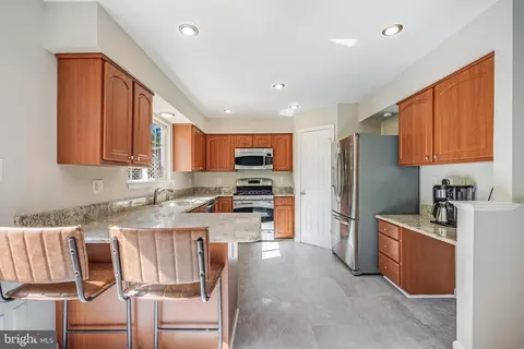 43245 Clearnight Ter, Ashburn, VA 20147 photo 14