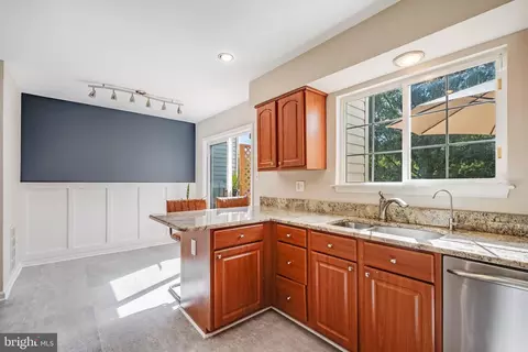 43245 Clearnight Ter, Ashburn, VA 20147 photo 15