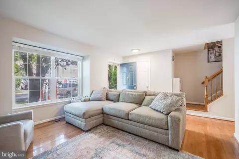 43245 Clearnight Ter, Ashburn, VA 20147 photo 5