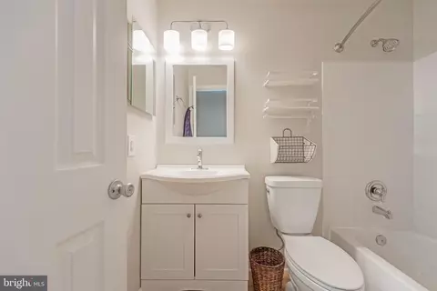43245 Clearnight Ter, Ashburn, VA 20147 photo 35