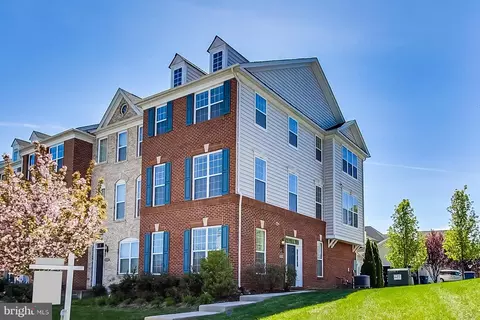43213 Whelplehill Ter, Ashburn, VA 20148