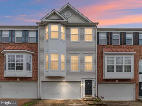 18516 Sierra Springs Sq, Leesburg, VA 20176