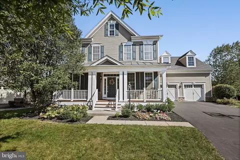 24218 Crabtree Ct, Aldie, VA 20105