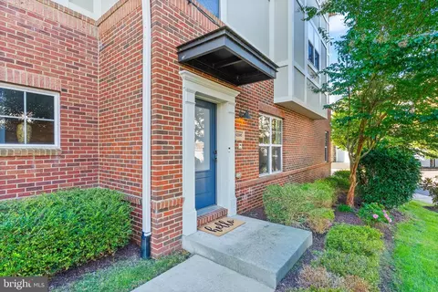 42395 Pale Iris Ter, Brambleton, VA 20148 photo 3