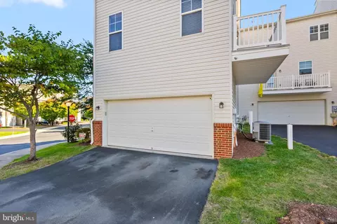 42395 Pale Iris Ter, Brambleton, VA 20148 photo 39