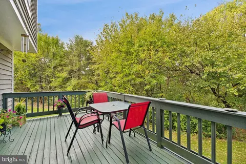 Exterior - 21111 Crocus Ter, Ashburn, VA 20147 photo 2 of 3