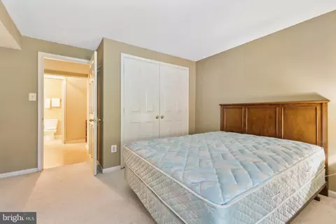 Bedroom - 21111 Crocus Ter, Ashburn, VA 20147 photo 5 of 5
