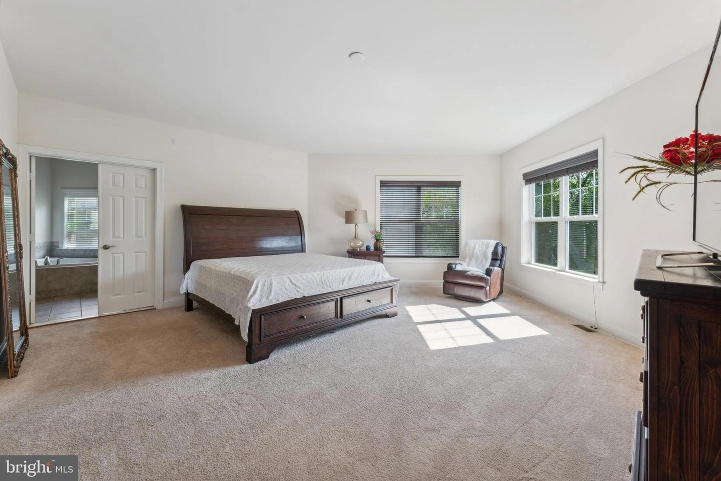 42385 Guildhall Dr, Ashburn, VA 20148 photo 23