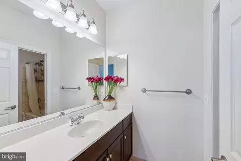 42385 Guildhall Dr, Ashburn, VA 20148 photo 21