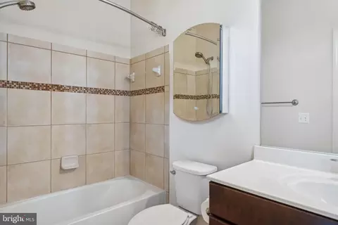 42385 Guildhall Dr, Ashburn, VA 20148 photo 30