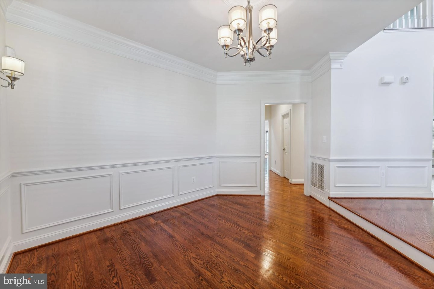 42385 Guildhall Dr, Ashburn, VA 20148 photo 5