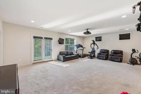 42385 Guildhall Dr, Ashburn, VA 20148 photo 34