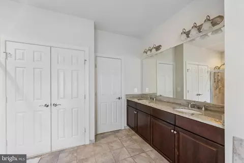 42385 Guildhall Dr, Ashburn, VA 20148 photo 26