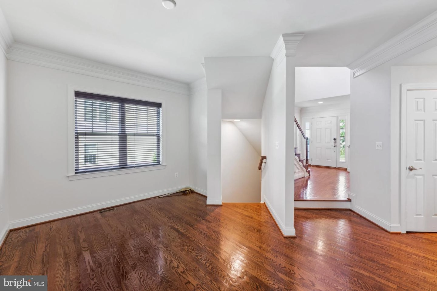 42385 Guildhall Dr, Ashburn, VA 20148 photo 14