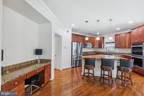42385 Guildhall Dr, Ashburn, VA 20148 photo 10