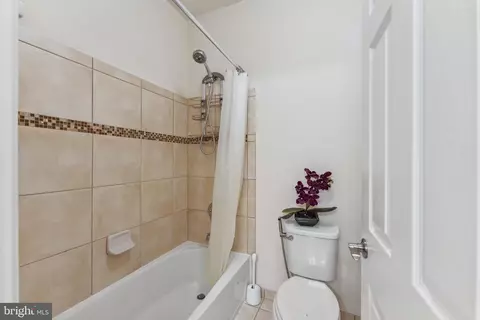 42385 Guildhall Dr, Ashburn, VA 20148 photo 22