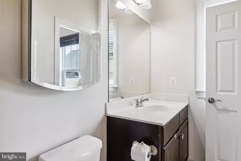 42385 Guildhall Dr, Ashburn, VA 20148 photo 29