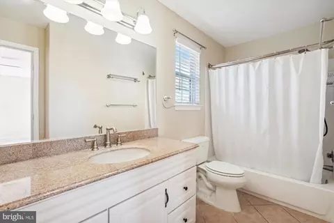 2 Barnswallow Ct, Sterling, VA 20164 photo 18