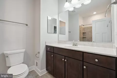 22284 Pinecroft Ter, Ashburn, VA 20148 photo 32