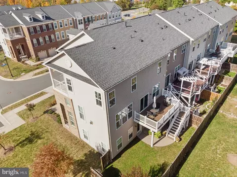 22284 Pinecroft Ter, Ashburn, VA 20148 photo 46