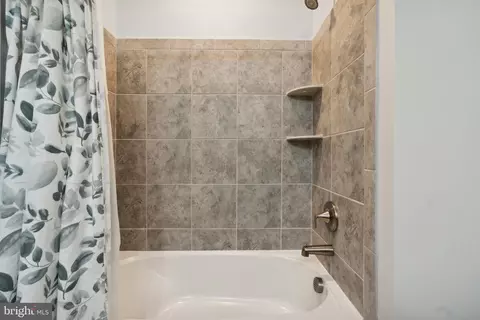 22284 Pinecroft Ter, Ashburn, VA 20148 photo 33