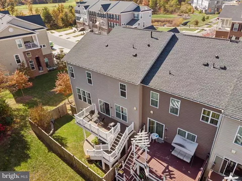22284 Pinecroft Ter, Ashburn, VA 20148 photo 4