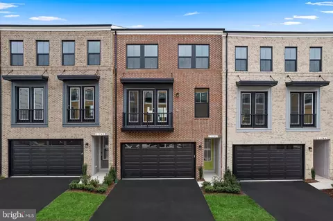 21742 Charing Cross Ter, Broadlands, VA 20148