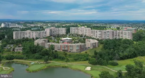 19355 Cypress Ridge Ter #818, Leesburg, VA 20176