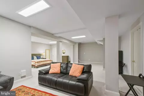 20045 Valhalla Sq, Ashburn, VA 20147 photo 28