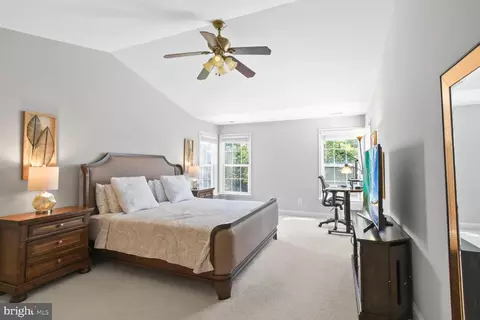 20045 Valhalla Sq, Ashburn, VA 20147 photo 19