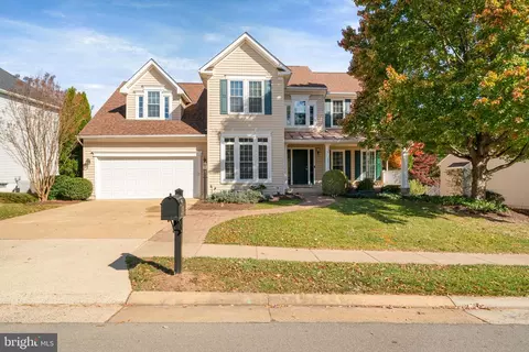 43206 Parkers Ridge Dr, Leesburg, VA 20176