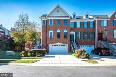 25885 Kirkwood Sq, Chantilly, VA 20152
