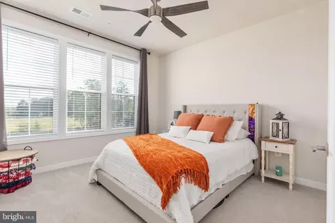 Bedroom - 43554 Centergate Dr, Ashburn, VA 20148 photo 1 of 3