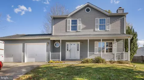 25 Mills Ct, Lovettsville, VA 20180