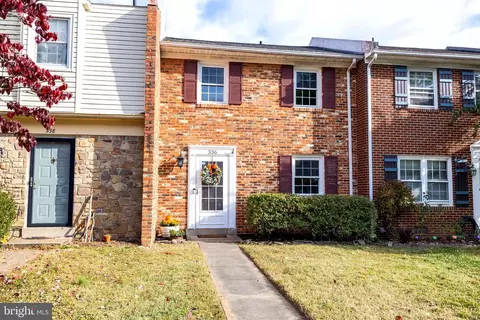 336 Rock Spring Dr SW, Leesburg, VA 20175