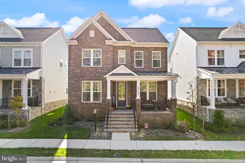 23199 Glenwood Heights Cir, Brambleton, VA 20148