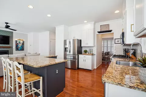42599 Pelican Dr, Chantilly, VA 20152 photo 12