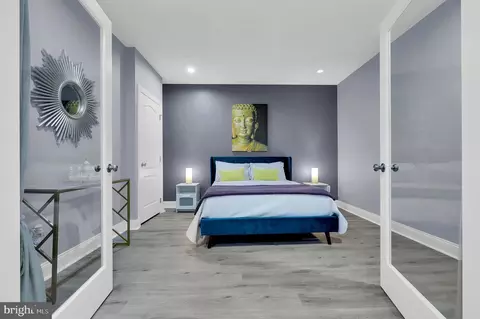 Bedroom - 43321 Barnstead Dr, Ashburn, VA 20148 photo 11 of 12