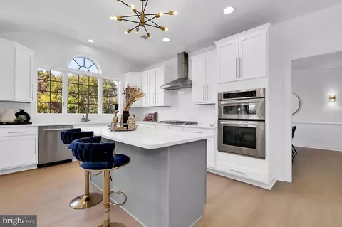 Kitchen - 43321 Barnstead Dr, Ashburn, VA 20148 photo 1 of 1