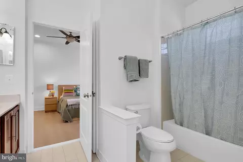 Entry Way - 43321 Barnstead Dr, Ashburn, VA 20148 photo 10 of 15
