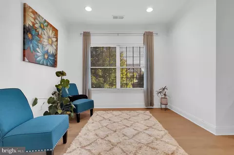 Entry Way - 43321 Barnstead Dr, Ashburn, VA 20148 photo 8 of 15