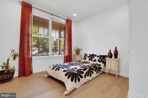 Bedroom - 43321 Barnstead Dr, Ashburn, VA 20148 photo 1 of 12