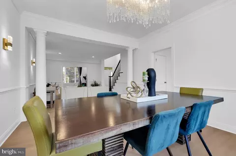 Dining - 43321 Barnstead Dr, Ashburn, VA 20148 photo 2 of 5